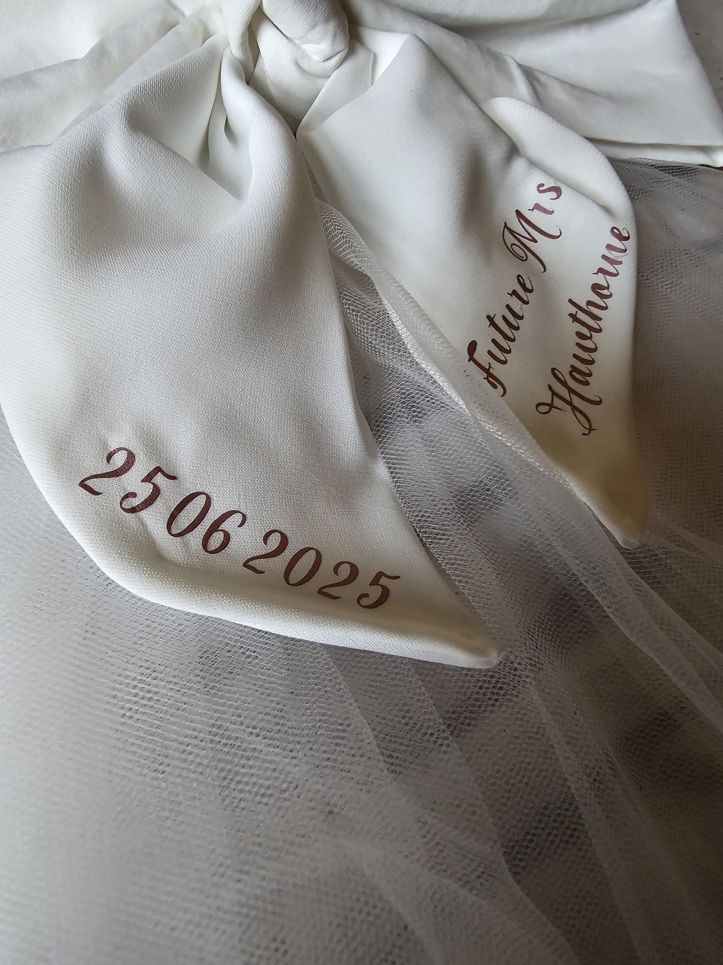 Hen Do Veil Bow | Rose Gold Personlaised Wedding Veil | Bridal Party Gift | Special Wedding Party Gift