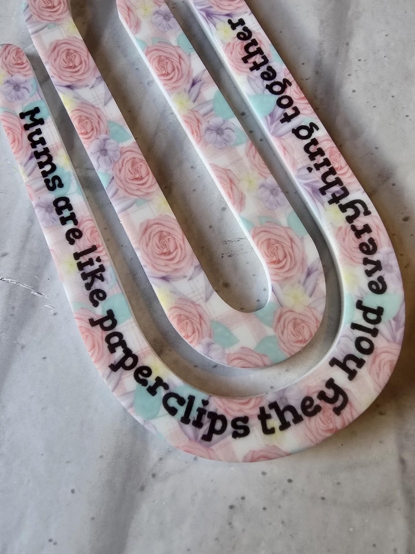Giant Mum Paper Clip | 11cm Novelty Mothers Day Gift Bookmark | Stationery Book Lovers | Acrylic Note Holder | Book Addict Present