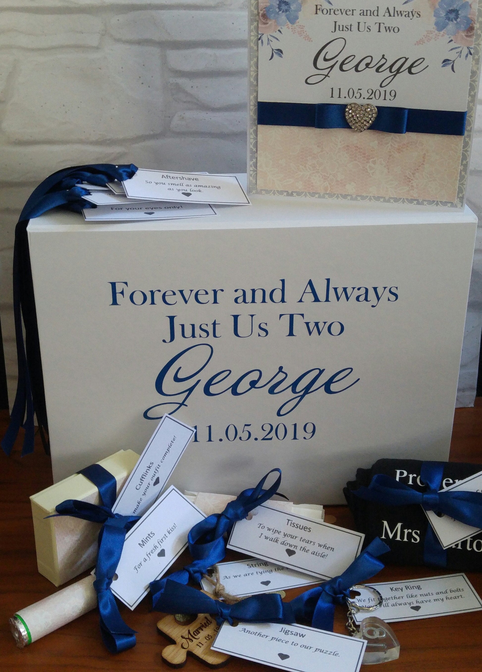 Groom Keepsake Gift Box - Bluesky's creation