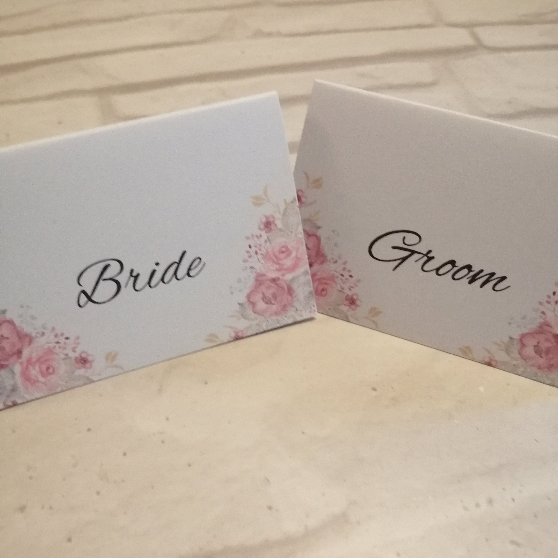 Floral Wedding Table Place Cards - Bluesky's creation